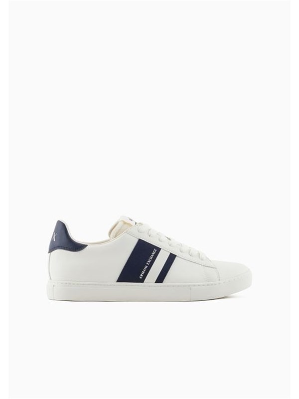 Armani Exchange Sneakers Off white/navy
