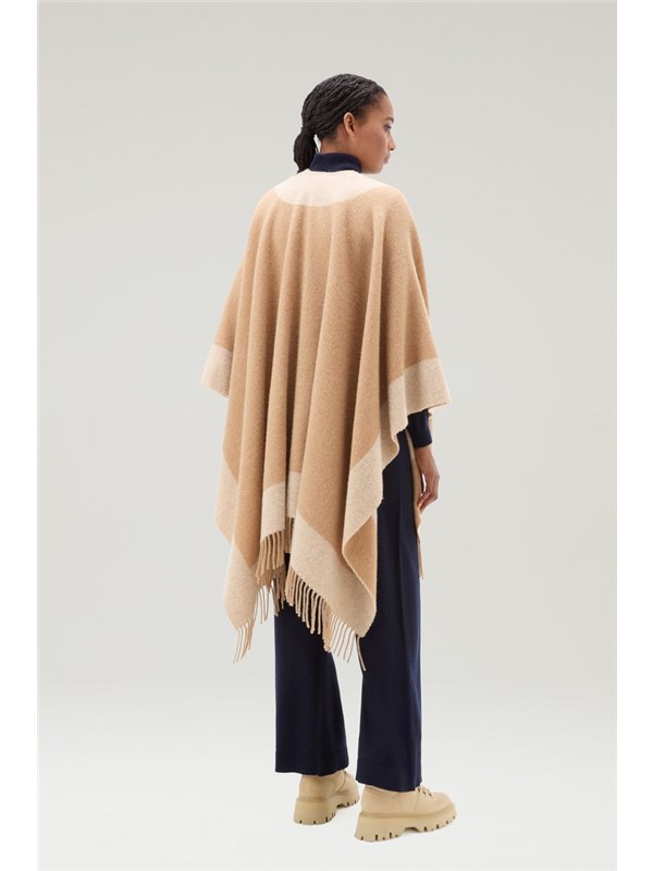 Woolrich Cape 