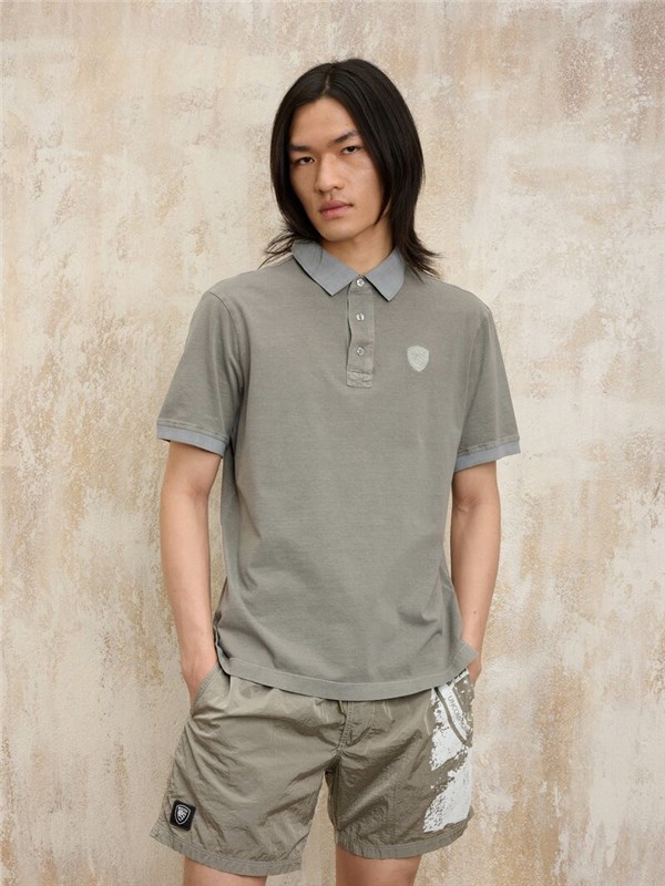 Blauer Polo 